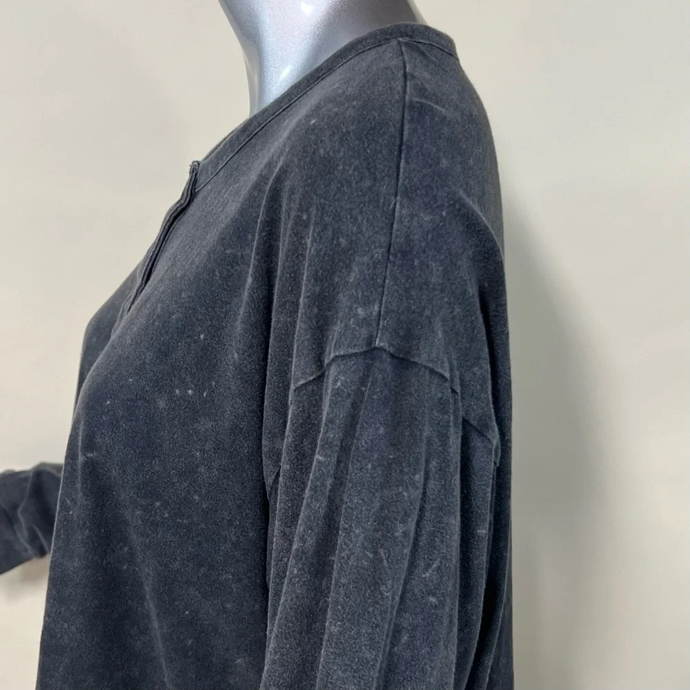 PINK Victoria’s Secret Women’s XL Grey Cotton Tee Boxy Henley T Shirt